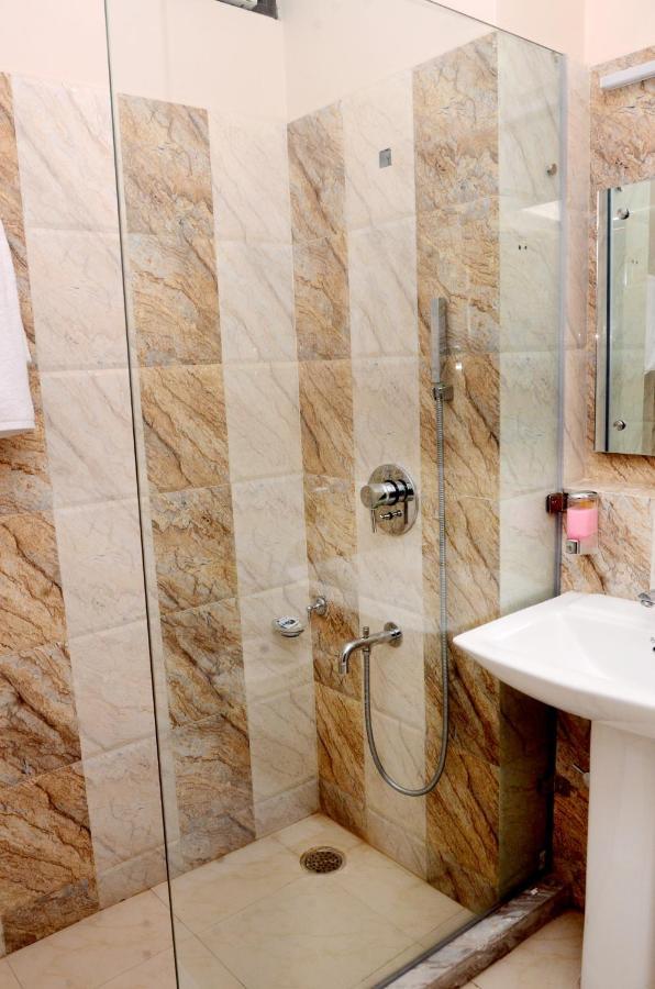 Hotel Golden Sunrise Inn Amritsar Eksteriør bilde